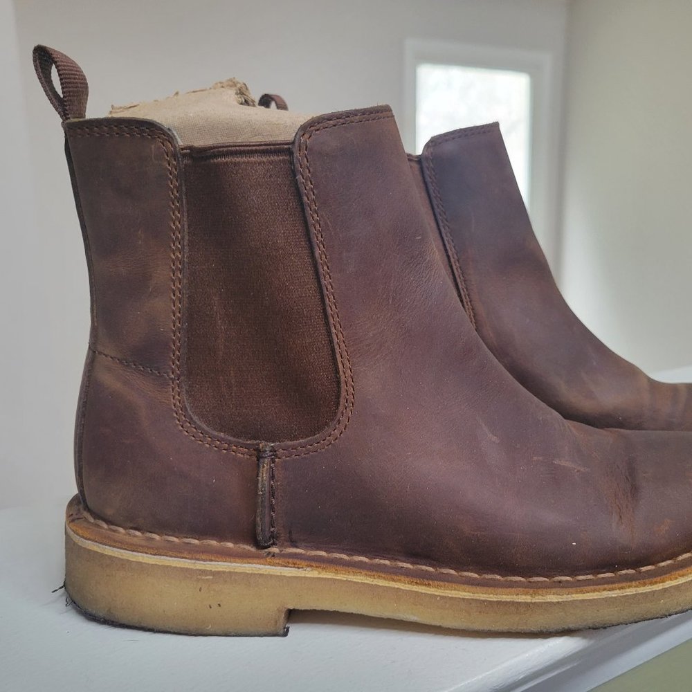 Clark's brown Chelsea Boots